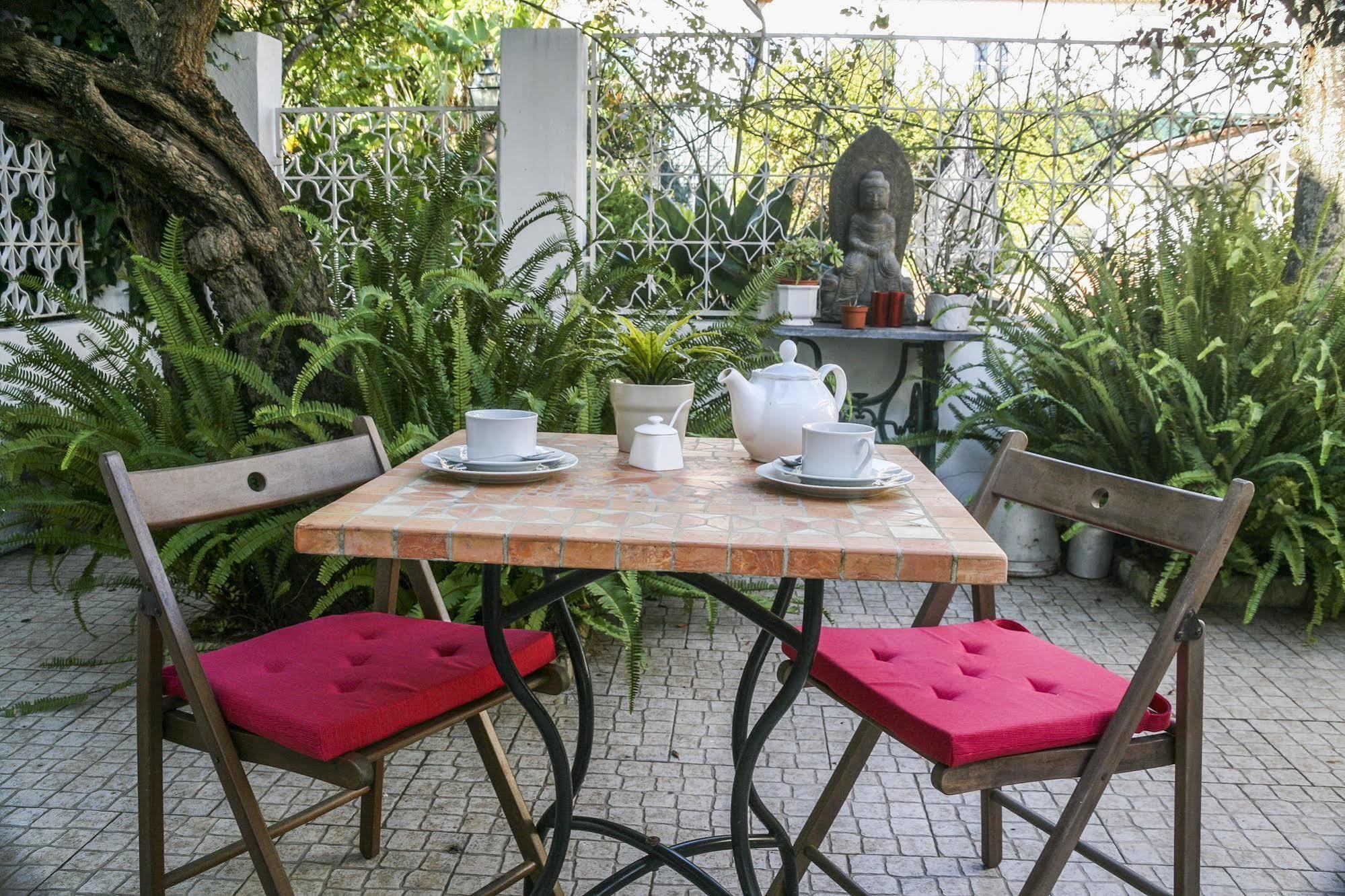 Casa Shanti Niketan Эшторил Экстерьер фото